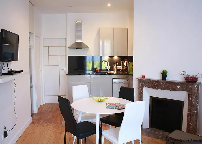 Comme A La Maison - Basilique * Saint-Quentin (Aisne)