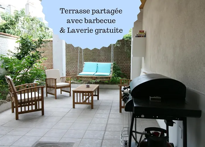 Comme A La Maison - Basilique Saint-Quentin (Aisne)